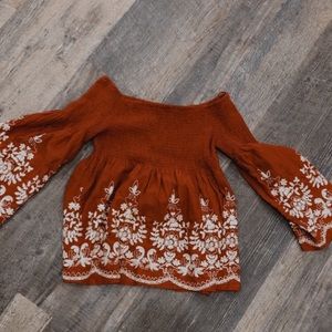 Bell sleeve top